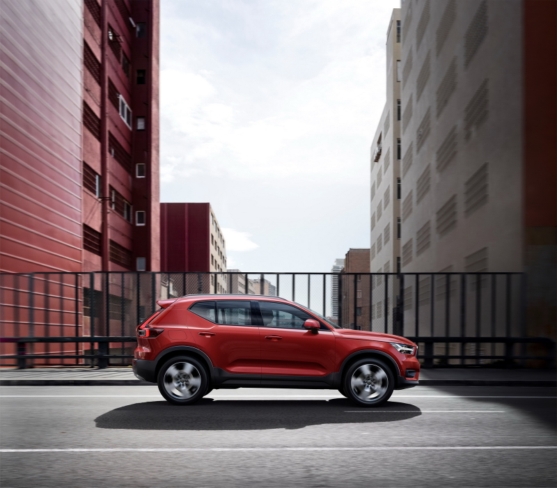 Illustration for article titled The 2018 Volvo XC40 Looks Great And You Can Own It In A New And Different Way